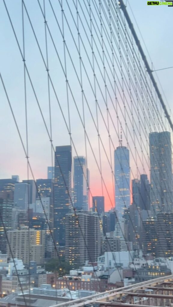 Rami Farran Instagram - It’s the view for me 🏙️ Brooklyn Bridge