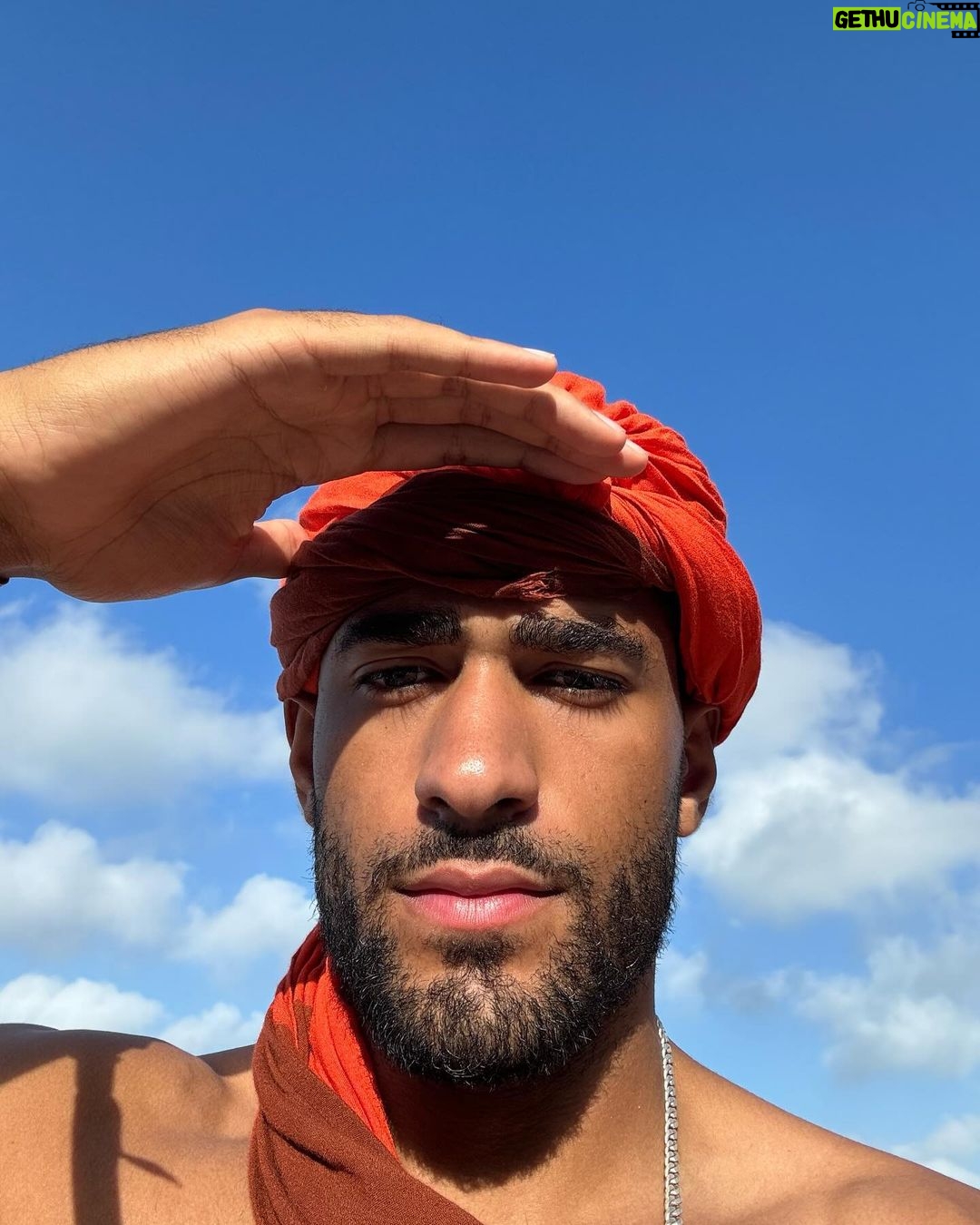 Rami Farran Instagram - Caption at the end Tulum, México