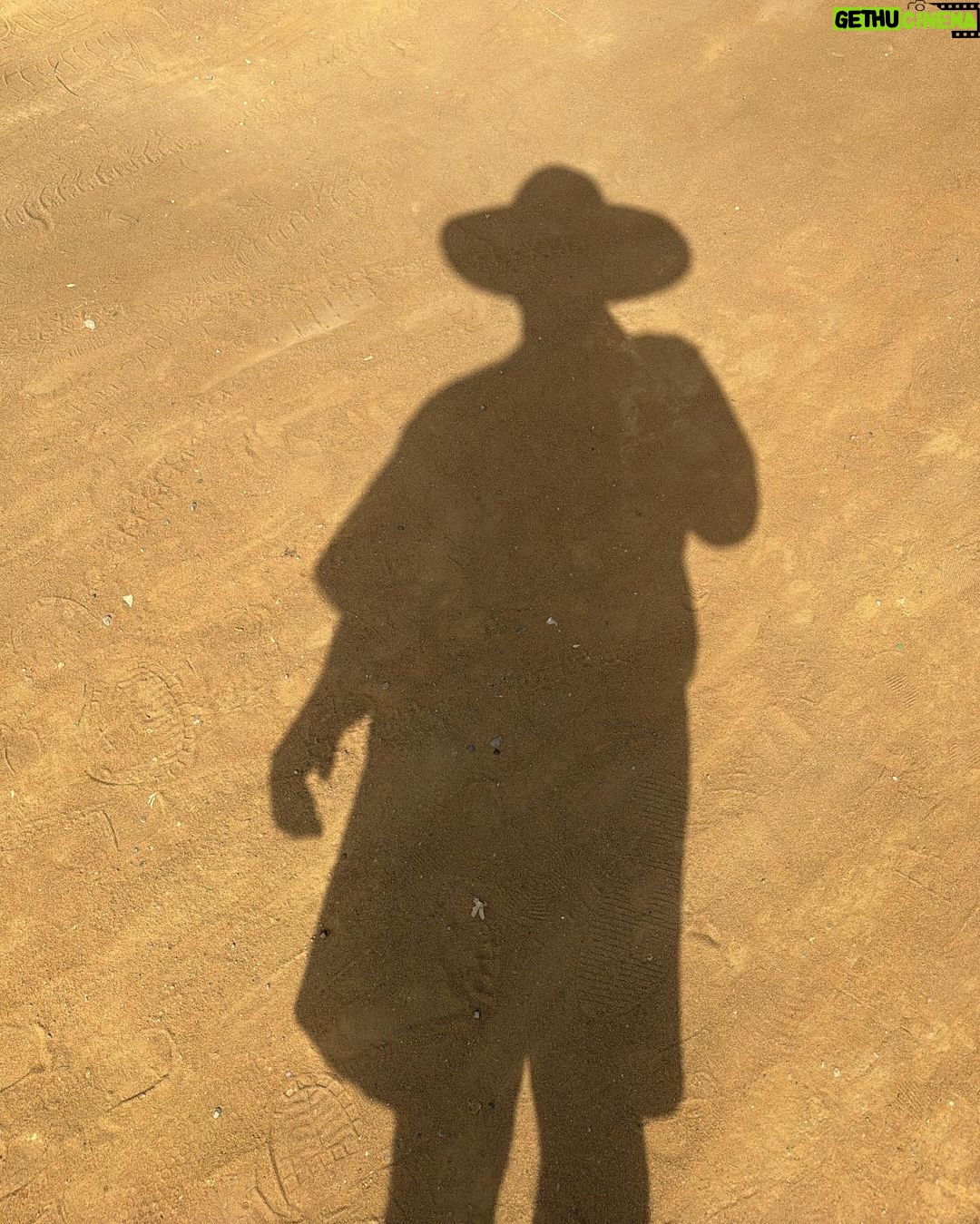 Rami Farran Instagram - À la recherche du one piece Ganvie