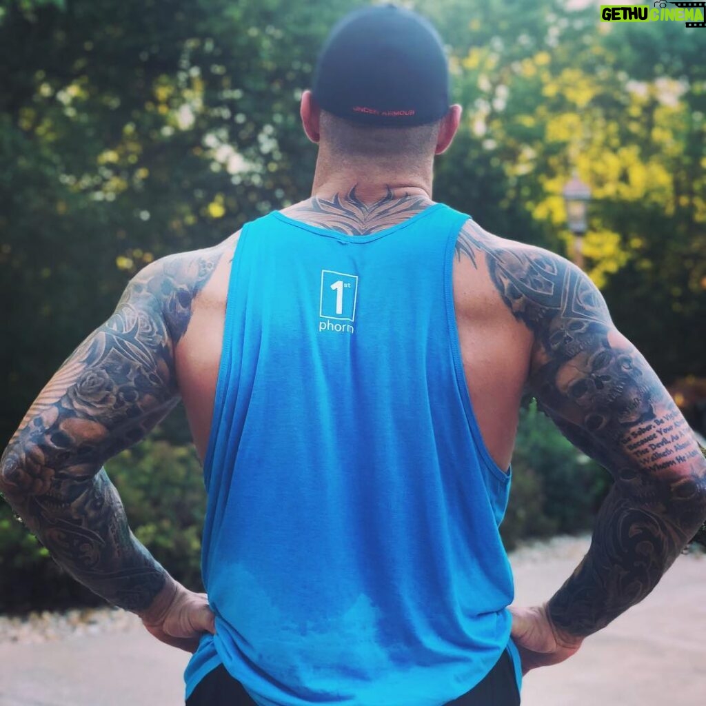 Randy Orton Instagram - @1stphorm #legionofboom @WWE finished another grueling workout while preparing for my 7th #HIAC #luckynumber7