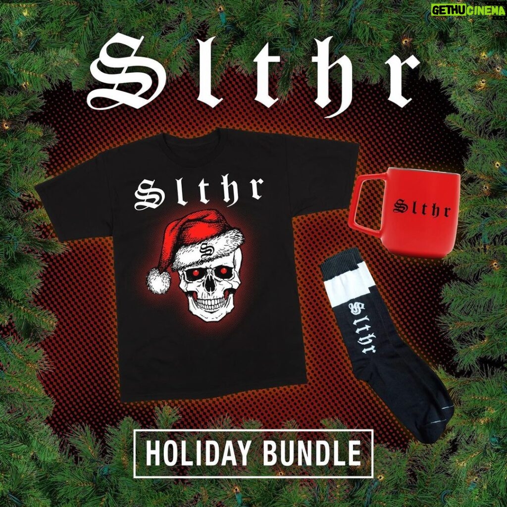 Randy Orton Instagram - If you’re shopping these Black Friday sales online then swing over to @slthrshop and check out my wifes brand slthrshop.com 30% OFF EVERYTHING