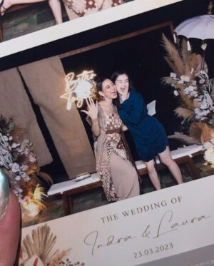 Ranty Maria Instagram - lau, i love you and i’m happy for you both.
indra, thank you for existing because i know how deeply in love my best friend is to you, and i know you do too.
take care of each other. God bless you and your beautiful new family.
🤍