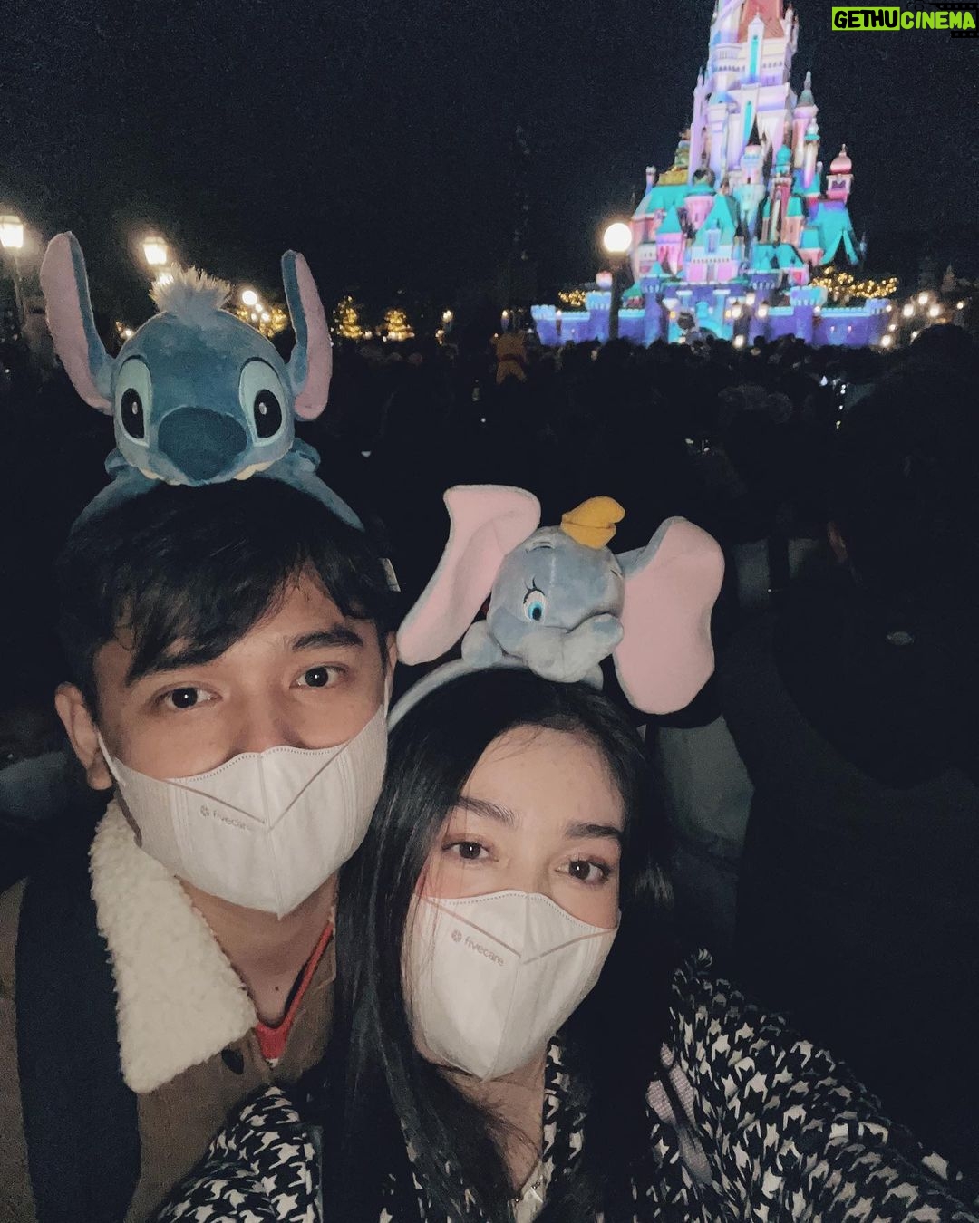 Ranty Maria - 117.9K Likes - our new year’s eve 💙💖🥹