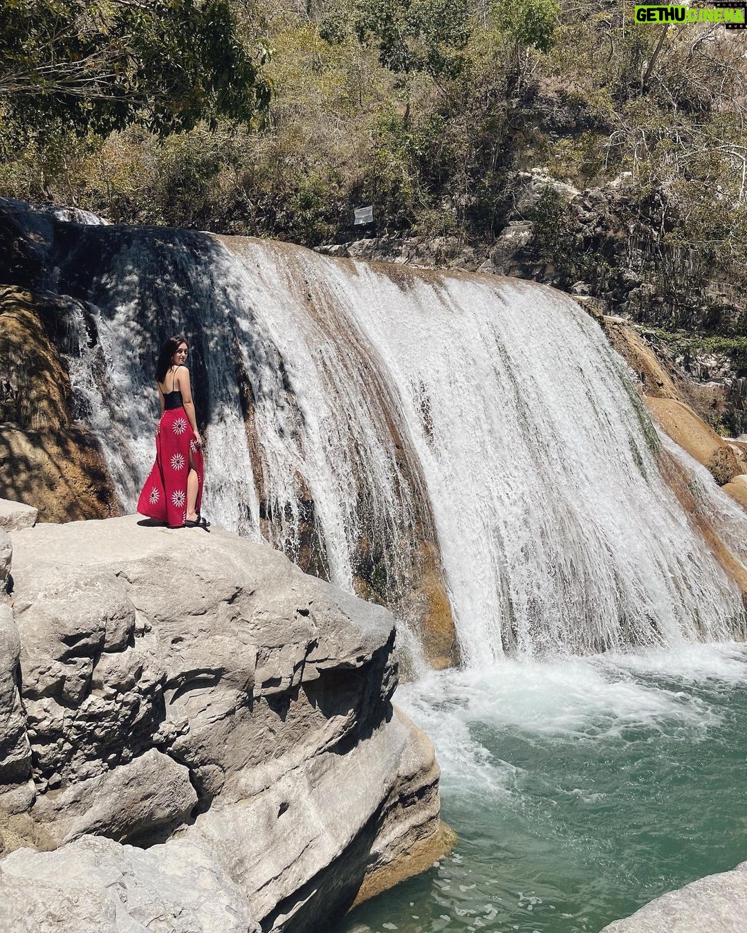 Ranty Maria Instagram - left my heart here… 💚 @wanderlustprojectid Air Terjun Tanggedu