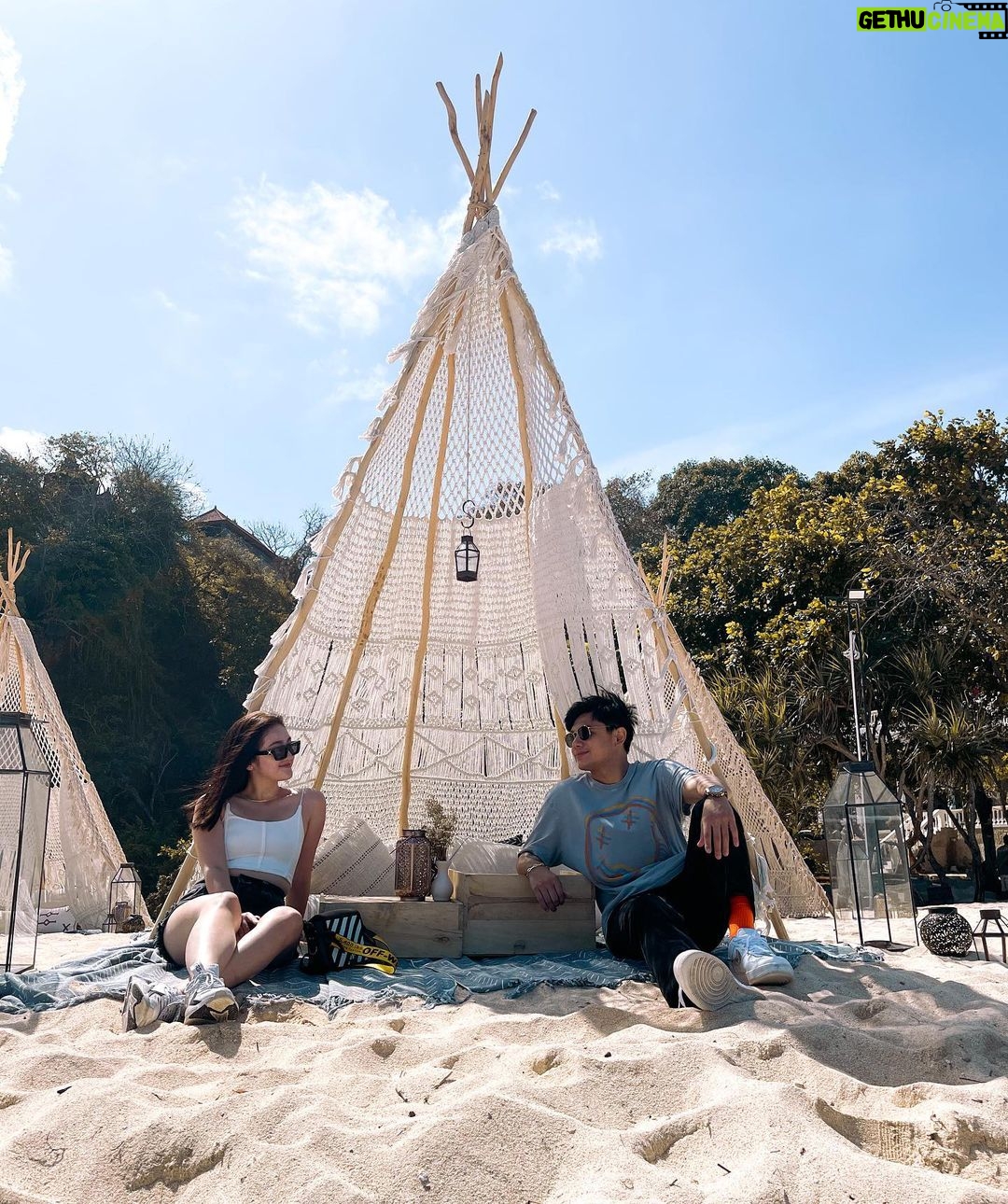 Ranty Maria Instagram - We were made for each other. Canna Bali