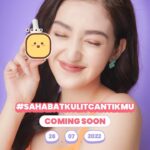 Ranty Maria Instagram - Tebak tebakan yuk! Apa yang baru, yang bakal jadi Sahabat Kulit Cantikku selamanya? #CeritaCantikHanasui #SahabatKulitCantikmu