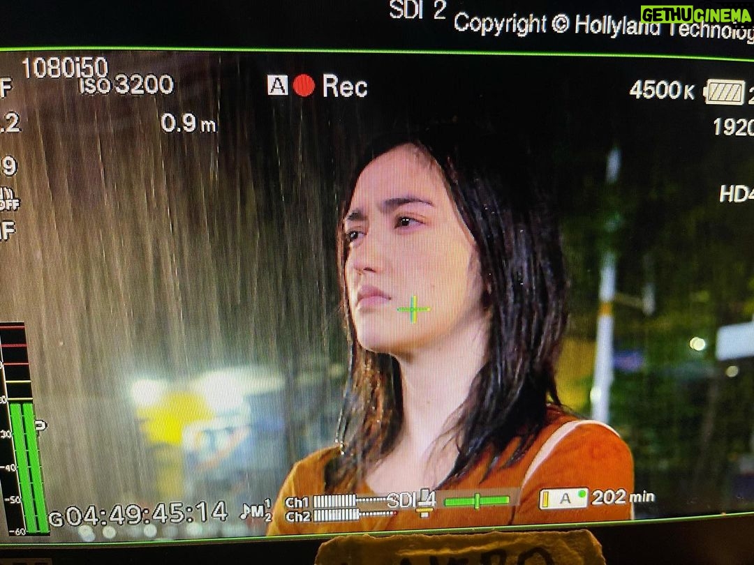 Ranty Maria Instagram - ujan-ujanan berakhir hangatin tangan di tempat bakar sate. #AJC