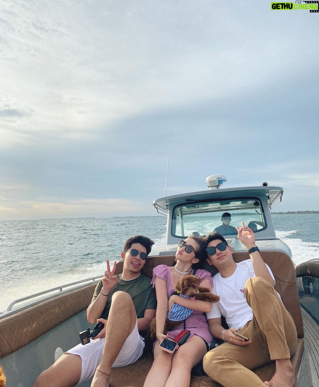 Ranty Maria Instagram - my birthday yesterday was so much fun!💜 📍 @dayoff_id @asha.resort Kepulauan Seribu