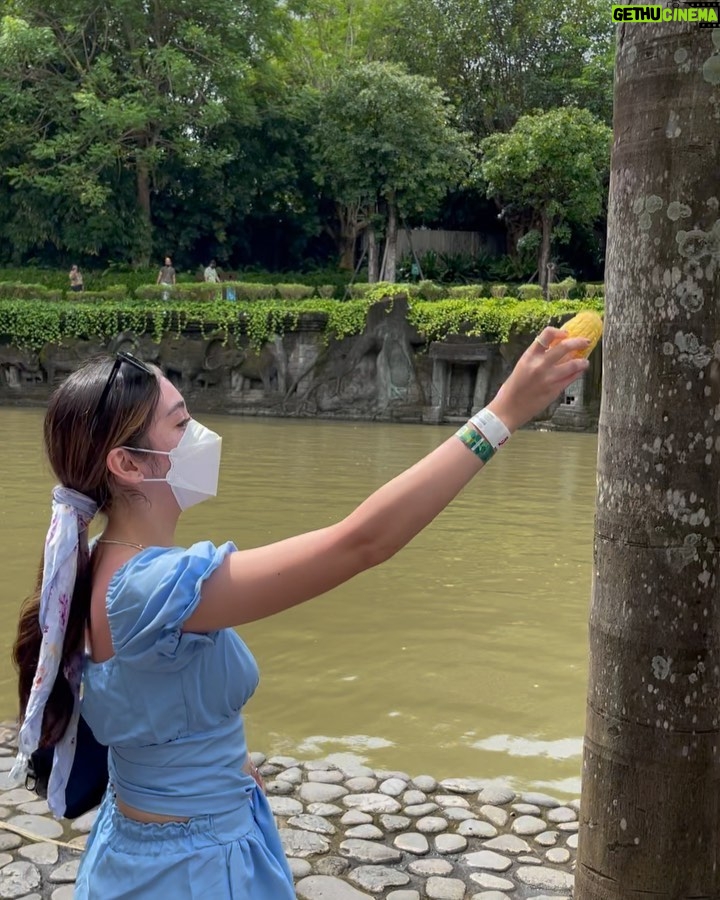 Ranty Maria Instagram - todays zoo dump💙🤍💙🤍 BALI ZOO