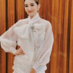 Ranty Maria Instagram - HUT RCTI 32, #PUPA 💙💙 Dress @meliawijaya.official MUA @cielmakeupartist Accessories @leciel.design Stylist @bellyiverzon