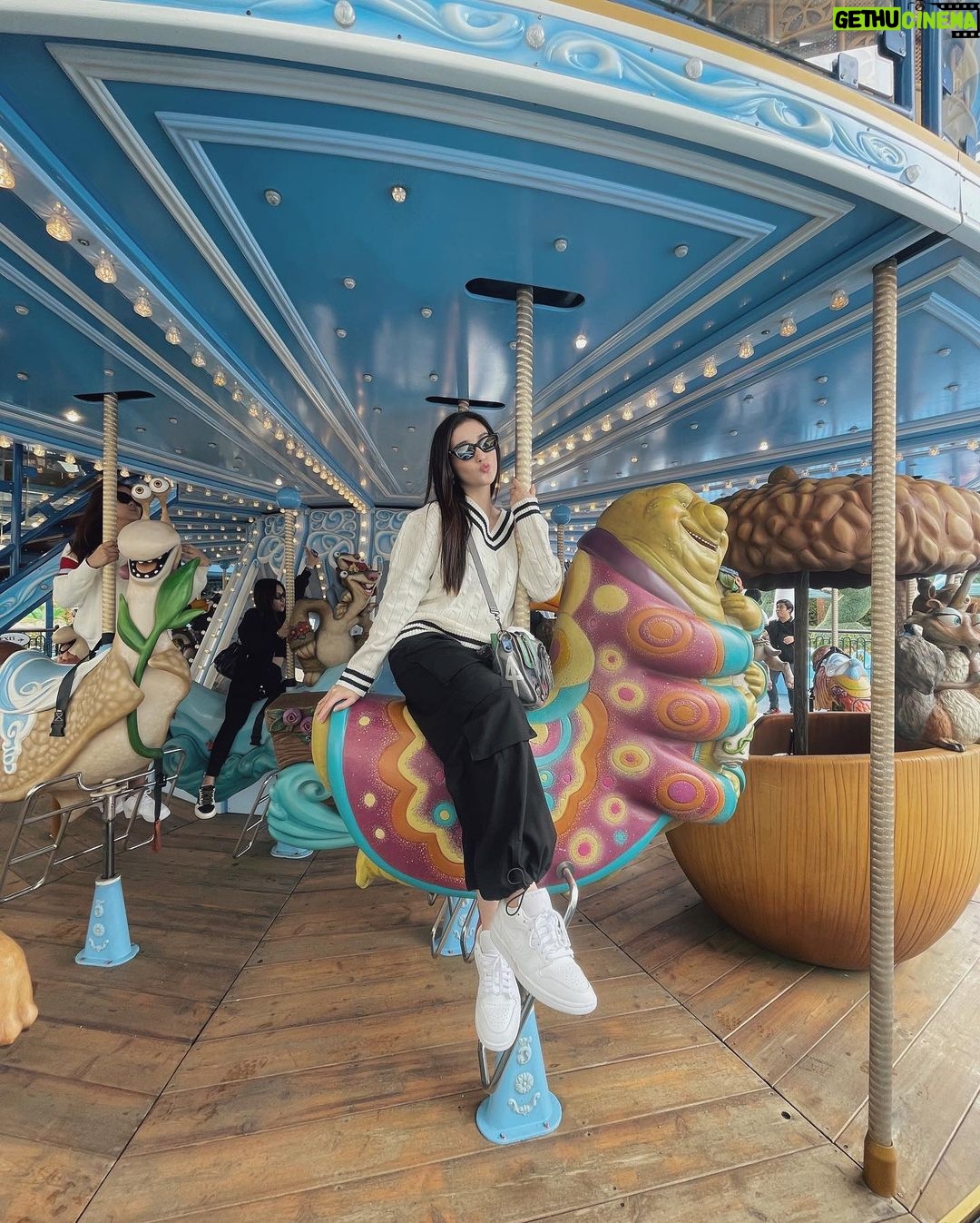 Ranty Maria Instagram - more days like these, pls & thx Genting SkyWorlds