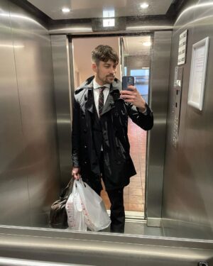 Raphael Sander Instagram - Too many stories in this last month! 
.
.
.
#photodump #brazilianactor #atorbrasileiro #malemodel #londonuk #londresparabrasileiros #modelomasculino