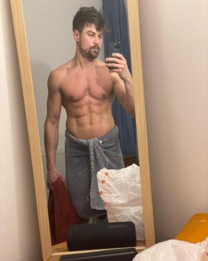 Raphael Sander Instagram - Too many stories in this last month! 
.
.
.
#photodump #brazilianactor #atorbrasileiro #malemodel #londonuk #londresparabrasileiros #modelomasculino