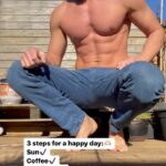 Raphael Sander Instagram - Quando faz sol aqui, geral fica soltinho!🫶🏼 . . . #londonuk #londresinglaterra #londresparabrasileiros #europetrip #atorbrasileiro #brazilianactor #sunnyday #malemodel London, England, UK