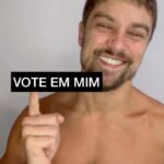 Raphael Sander Instagram - A votação para o prêmio de 250mil ainda está rolando galera! Conto com vocês time! É Rapha Campeão! Foco no R7.com. 🙏 Votem muito! Vocês podem votar quantas vezes vocês quiserem. O link está na minha bio ou nos storys. Vamos juntos nessa! 🚀 #IlhaRecord #RaphaCampeão