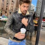 Raphael Sander Instagram - Pausa pro cafezinho!☕️ . . . #coffeetime #coffeelover #horadocafe Av. Paulista - São Paulo - SP