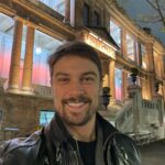 Raphael Sander Instagram - Exposição sobre modernismo ontem na Pinacoteca de SP! Adorei! . . . #pinacotecasp #saopaulocity #atorbrasileiro #brazilianactor #modernismobrasileiro #exposiçãodearte Pinacoteca de São Paulo