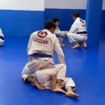 Raphael Sander Instagram – Visitando a escola de Jiu Jitsu da qual sou cria, @gbamericas! 

Descobri a arte suave no final de 2018 e já se passaram quase quatro anos. Me apaixonei pelo Jiu! 

Sou eternamente grato aos meus mestre @danielbz.gb e @solcuca que, desde o primeiro dia, acreditaram em mim! 

É uma honra fazer parte da escola Gracie Barra! Oss! 

📸 @kleinmarina_ (obrigado pelas fotos e vídeos, Marina👊🏼)

🥋 @dr.rodrigobarreto & @luizacosta0709 (gratidão pelo treino)

Obs: Dr. Rodrigo me finalizou numa chave Americana no final, mas não consegui postar o vídeo todo! 
.
.
.
#jiujitsulifestyle #jiujitsuparatodos #jiujitsubrasileiro #atorbrasileiro #brazilianjiujitsu #graciebarra #graciebarrabrasil #vidasaudavel #healthylifestyle #gbamericas Gb Americas