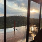 Raphael Sander Instagram - Curtindo esse paraíso que fica a uma hora e meia de São Paulo! @altodagalicia @holmy . . . #altodagalicia #holmy #atorbrasileiro #turismobrasil #bomjesusdosperdoes #braziltrip #dicasdeviagens #turismosaopaulo #healthylifestyle #violaoiniciante #musicabrasileira Bom Jesus dos Perdões