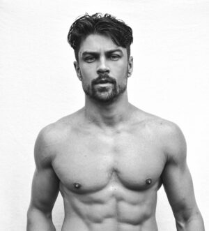 Raphael Sander Instagram - Testshoot! 📸
.
.
@knewphotography 
@nevsmodels 
.
.
#testshoot #nevsmodels #brazilianactor #actorlife #modelshoot #atorbrasileiro #vidadeator #modelomasculino