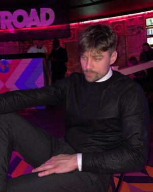 Raphael Sander Instagram - Too many stories in this last month! 
.
.
.
#photodump #brazilianactor #atorbrasileiro #malemodel #londonuk #londresparabrasileiros #modelomasculino