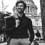 Raphael Sander Instagram - Agradeça, ame, realize sonhos; seja feliz. Be grateful, love, fulfill dreams; be happy. #photography #boystyle #model #london