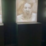 Raphael Sander Instagram - Explorando mundos artísticos na exposição - cada obra conta uma história única. 🎨 Exploring artistic worlds at the exhibition - each piece tells a unique story. 🎨 #art #inspiration London, United Kingdom