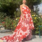 Raquel Sánchez Silva Instagram – Pruebas vestuario programa 1 @maestroscostura . VOLVEMOS!! Esta noche a las 22:50 en @rtve 
Vuelve la diversión y la moda!!!