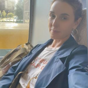 Raquel Sánchez Silva Instagram - Nos vamos a Uruguay!! Otro país que visitar juntos. Y van unos cuantos. Conocer el mundo mientras las Navidades pasan… Dos años después, en nuestra otra casa, con un pie en Argentina y otro en Uruguay. Cruzamos el Río de la Plata!!!! 
@matutedumont 
Gooooooooooo!!!