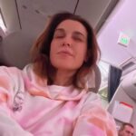 Raquel Sánchez Silva Instagram - Y llegó el día. Dos años después regreso a Buenos Aires de la mano de @aerolineas_argentinas . Con los de casa para volver a casa. Con ganas de disfrutar de este país maravilloso en pleno verano austral. Os deseo a todos Feliz Navidad desde el calor y el sol. 🌞 Mis mejores deseos para todos. Un otoño fuerte de trabajo. Unos días para reponer fuerzas y regresar con toda la ilusión! 2024 ¡qué ganas de disfrutarte!!! @aerolineas_argentinas