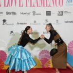 Raquel Sánchez Silva Instagram - @maestroscostura siempre apoya la moda española allá donde esté y, desde luego, esta semana está en Sevilla en @pasarela_weloveflamenco . Un abrazo y todas las felicitaciones para mi amiga @laurasanchezofi por su empeño y su trabajo constante para un evento de referencia para la moda flamenca. Gracias por invitarme a participar como jurado del premio a los jóvenes diseñadores. Felicidades a Nazaret Villanueva por esa colección preciosa que te ha hecho ganadora y a Carmina Fernández por sorprendernos con tu creatividad. A todos los participantes, enhorabuena por el esfuerzo, es un importante paso más. Y gracias también a mi querida @cristinagarcia_moda por esperarme en el @hotelalfonsoxiii con tus maravillosos vestidos y esta falda que no voy a olvidar. 👏🏻👏🏻👏🏻👏🏻👏🏻👏🏻¡enhorabuena a todos!!