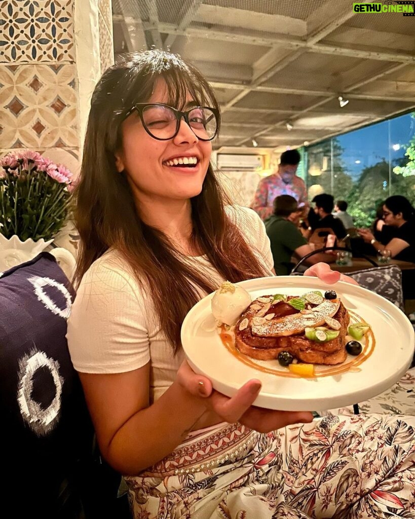 Rashmika Mandanna Instagram - You know, on my cheat days I always have to order desserts first before actually my main meal ok.. and a lot of my friends find this super weird.. so I just wanted to understand.. if this is just me or any one of you also do this.. 🤤