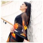 Rashmika Mandanna Instagram - I loved this saree and the material soooo much that I think I’d probably be able to sleep, wake up - workout, do my cardio and film shoot and everything in it.. 😄😄❤️🥰
