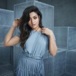 Rashmika Mandanna Instagram - 🖤🤍 Onitsuka Tiger AW‘23 A symphony of modern design seamlessly blending contemporary style with the essence of Japanese craftsmanship. @onitsukatigerindia @onitsukatigerofficial #OnitsukaTigerAW23 #OnitsukaTiger #partnership