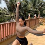 Rashmika Mandanna Instagram – You know it’s a good day when you’ve gotten a good workout in… 

@junaid.shaikh88 these are some of the “easy” workouts you make me do no? 😄 Thank you for killing me as always but I come back stronger… and cheers to even stronger tomorrows. 💪🏻

#collab