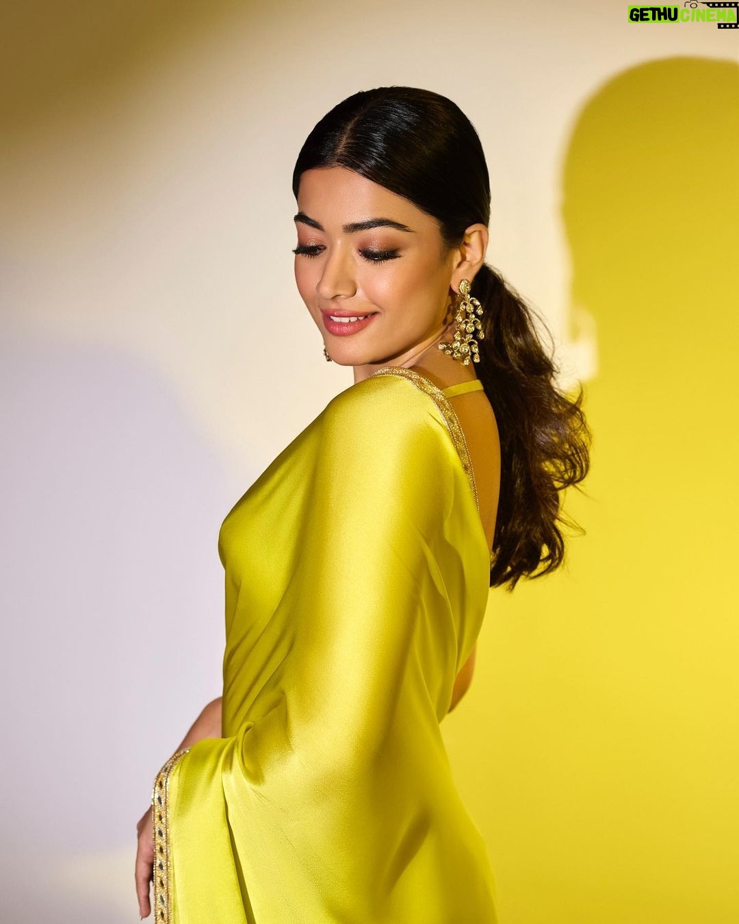 Rashmika Mandanna Instagram - Know that in my heart your love is always felt, Know that everytime I see it, I just melt, A simple moment with you formed an unbreakable bond my love.. Happiness for me, is your love - my love. Ps: a lil note for all of you. ❤️ #eternallygrateful ❤️