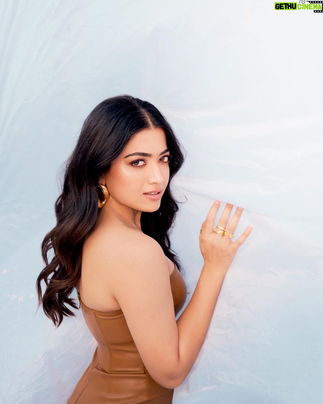Rashmika Mandanna Instagram - 🤎🧸