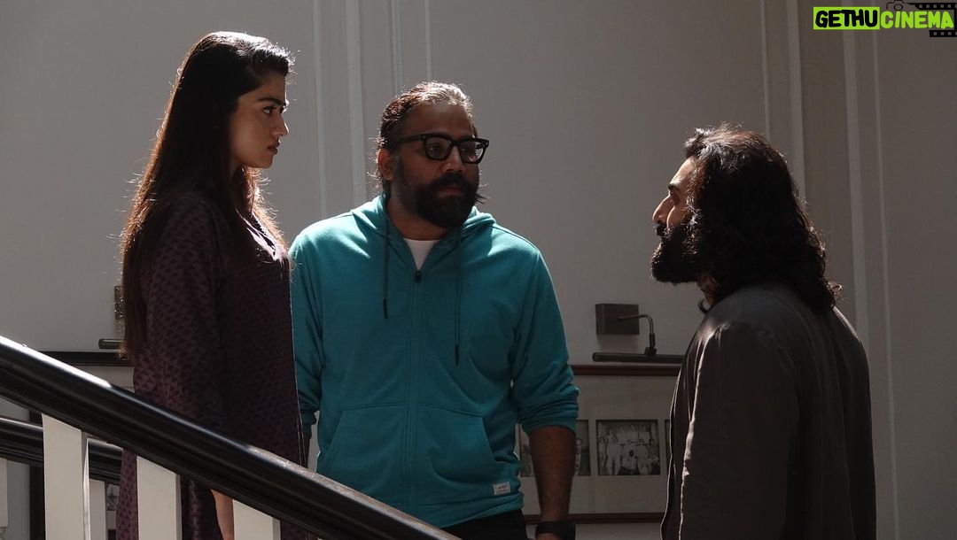 Rashmika Mandanna Instagram - Gitanjali 🤍🕊️🌿 If I were to describe her in a sentence …it would be the only force at home holding her family together. ✨ She is pure, real, unfiltered, strong and raw.. 🌻 At times as an actor, I would question some of Gitanjali’s actions.. And I remember my director telling me - this was their story.. Ranvijay’s & Gitanjali’s.. it was their love and passion, their families and their lives - this is who they are.. 🤍 In a world full of all violence, hurt and unbearable pain - Gitanjali would bring peace trust and calm.. She would pray to her Gods to keep her husband and her kids safe.. She was the rock that weathered all the storms..🤍 She would do anything in her power for the sake of her family. Gitanjali is absolutely beautiful in my eyes, and in some ways she is like most women who are standing strong and protecting their families day in and day out..❤️ Happy one week to us #Animal team 🔥❤️ Guys. Thank you all for all the love.. it’s what keeps me going and makes me work harder with every film ❤️❤️ Big hugs to you all too ❤️