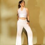 Raveena Tandon Instagram - Time to channel ‘Indrani Kothari’ yet again… HMUA: @nitinlotlikar4 @anita_matkar Styled by : @kmundhe4442 Outfit by : @studio22.in @pr_vartika Jwellery by : @the_jewel_gallery Footwear by : @worldofanaar @rainmakerconsults 📸: @rohnpingalay Managed by: @reemapandit Mumbai, Maharashtra