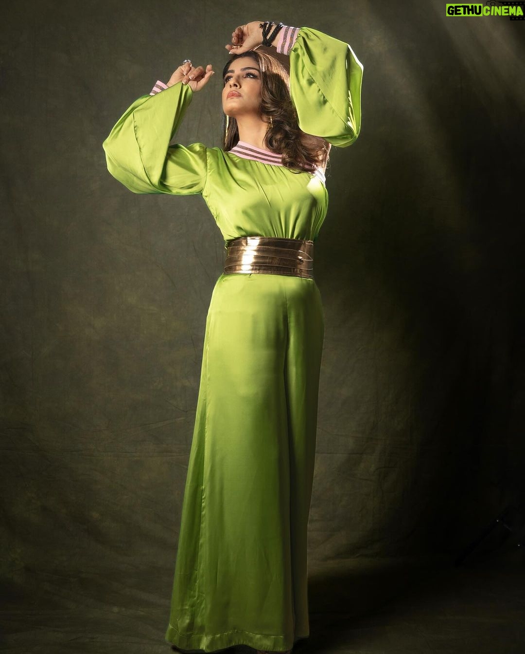 Raveena Tandon Instagram - All about last week ..♥️ Green Outfit - @mirpurimaheka Earrings - @flowerchildbyshaheen Rings - @jewellerybymitalijain Styled by @poojagulabani Make up by @sshurakhan Hair by @ashisbogi 📸- @deepak_das_photography