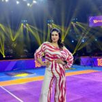 Raveena Tandon Instagram - When moments turn into memories , And that’s exactly how my day went! Interviews , bytes, #pkl pro kabbadi league, for #karmacalling , quick change , off to my friend @nanditamahtani s show , back again , quick change and watching the next match and loving it!