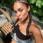 Ravyn Rochelle Instagram - Never really been a follower, always rode my own wave 🌊 who watched this weeks episode of the challenge?! 🙊 DONT SPOIL 😘