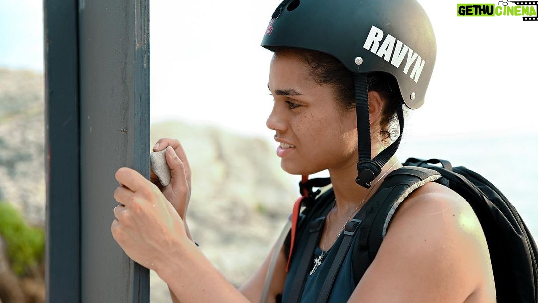 Ravyn Rochelle Instagram - Making it to the MINI FINAL was the last of my expectations 🥹🥹 & me trying to multiple a double digit number by 39? NO PAPER 👀 Well, my face says it all.. watch me slay on tonight’s new episode of @thechallenge 7/8c 🙏🏼