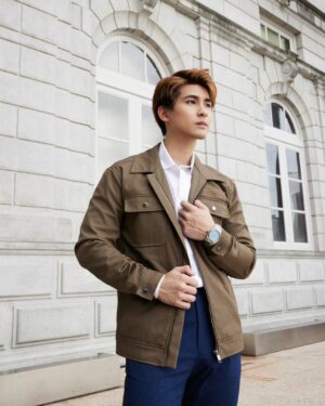Raynold Tan Instagram - Find your balance between vintage and trendy with @Tissot_Official PRX collection. Visit
tissotwatches.com and find your timeless match this Christmas⌚️

 #Tissot │ #TissotPRX │ #FocusForward