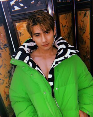 Raynold Tan Instagram - 🍀🍀🍀

Outfit by @avenueon3 / @marcjacobs
Special thanks to @wcommunications.sg
@s.stzx
