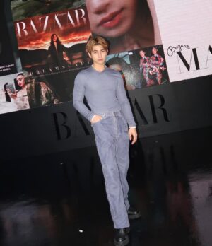 Raynold Tan Instagram - What a great night it was ✨@harpersbazaarsg #BAZAARNewGen 

Dressed in @ferragamo 
Dressed by @harpersbazaarsg 
Hair by @sam_chok