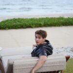 Raynold Tan Instagram - Oh hey! You caught me⛱️ @theartistemanager photographer slay