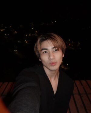 Raynold Tan Instagram - I am 九份 out of 十份 because 我少了你那一份😘