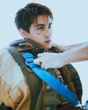 Raynold Tan Instagram - POV: You found out santa isn't real🥲 swipe > to see the stages of grief 

Outfit @dolcegabbana / Bag @rimowa
Styled by @josiahchua 
Groomed by @zoel.makeup 
Photo by @jaydenation