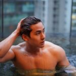 Raynold Tan Instagram - Feeling splashy🦭